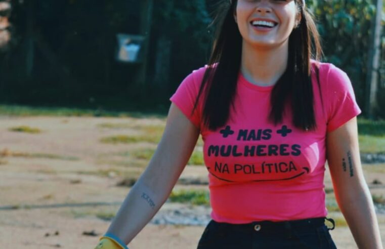 HIPÓCRISIA ESCANCARADA: VEREADORA PARTICIPA DE EVENTO CONTRA VIOLÊNCIA, MAS VOTA CONTRA MULHER VÍTIMA DE PREFEITO CONDENADO